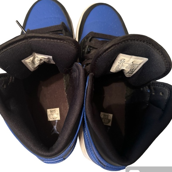NIKE Jordan One Mid Hyper Royal Blue (6.5 Y-YOUTH) - Picture 3 of 8